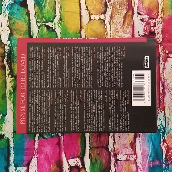 To Be Loved: The Music, the Magic, the Memories of Motown : An Autobiography - Picture 4 of 6